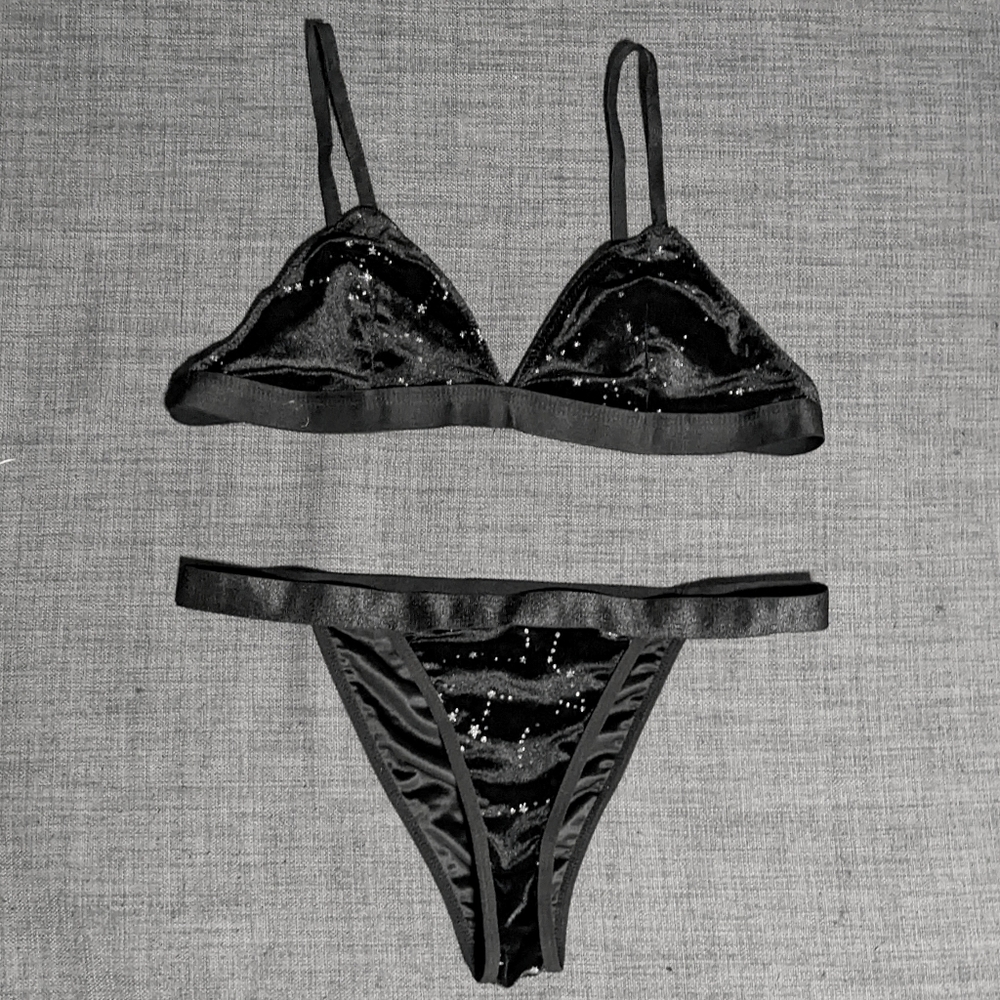 NWOT Celestial black velvet bralette set with silver stars